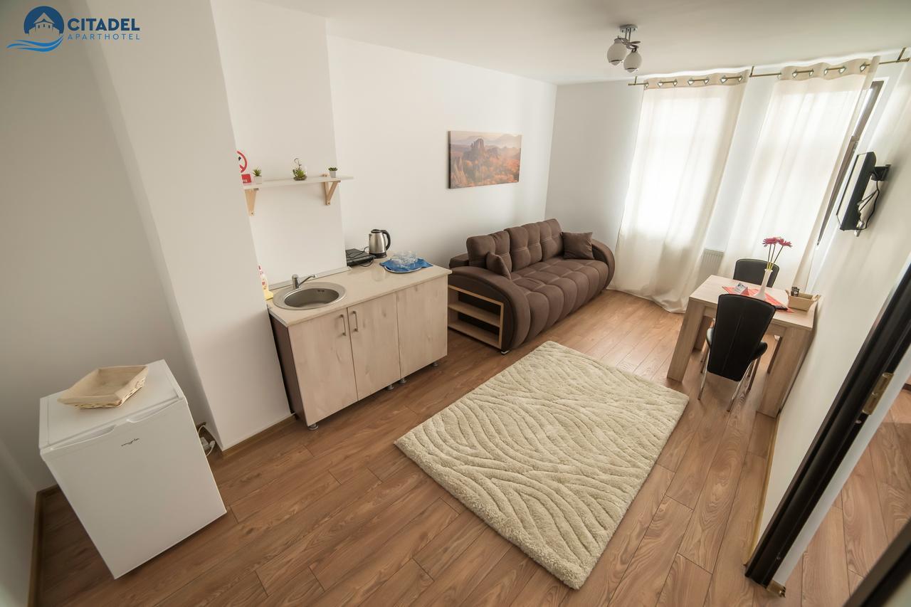 Citadel Aparthotel Galaţi エクステリア 写真
