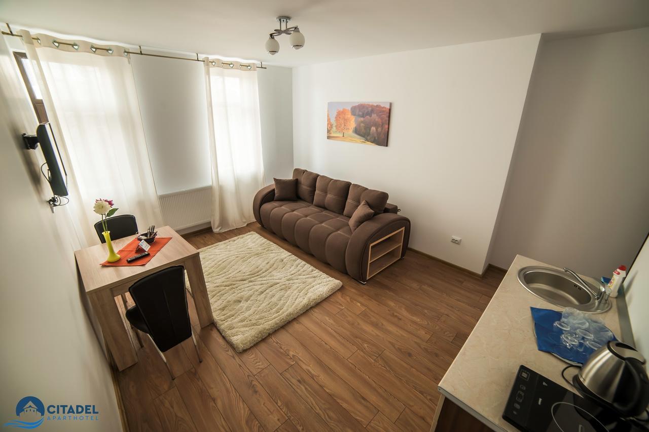 Citadel Aparthotel Galaţi エクステリア 写真